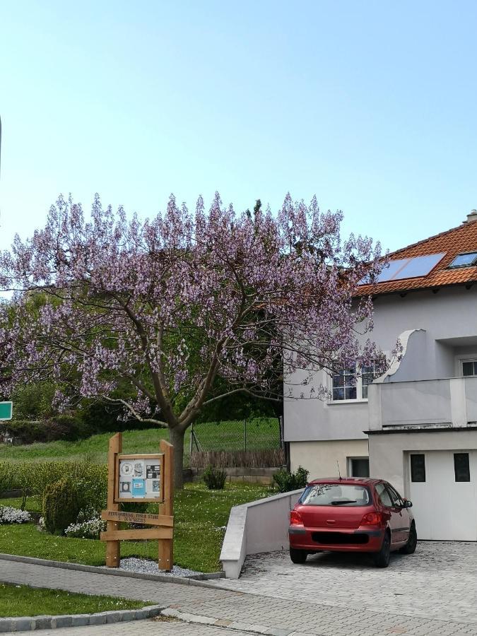 Ferienwohnung Familie Stuhr Staatz Exterior foto